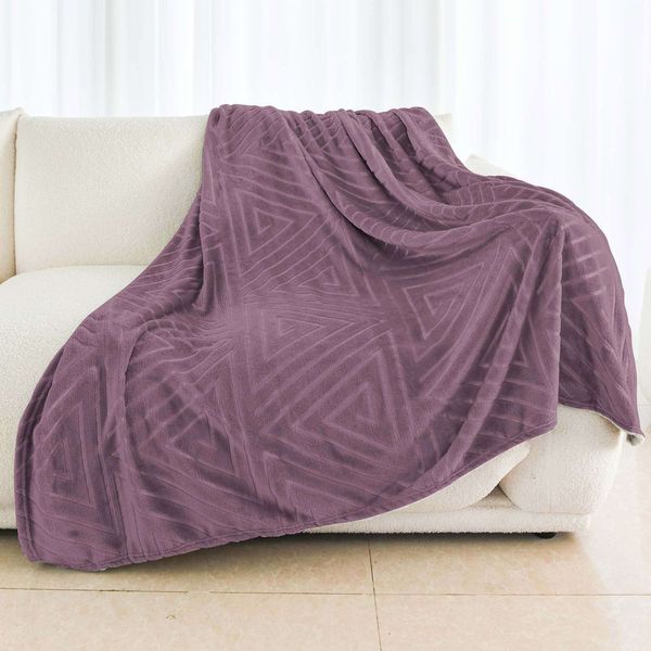 Embossed Pyramid Blanket Dusty Pink