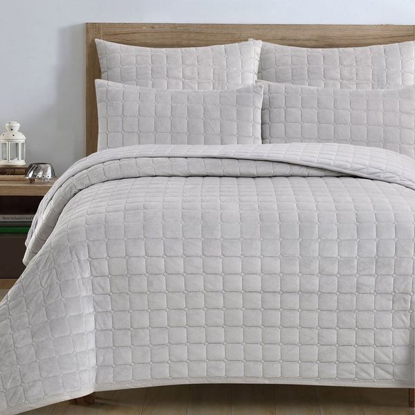 Velvet Dove Grey King Quilt Set