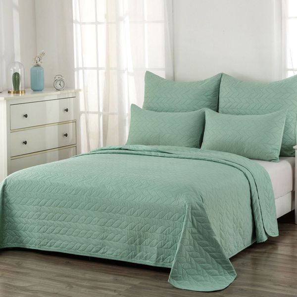 Willow Pastel Green King Quilt Set