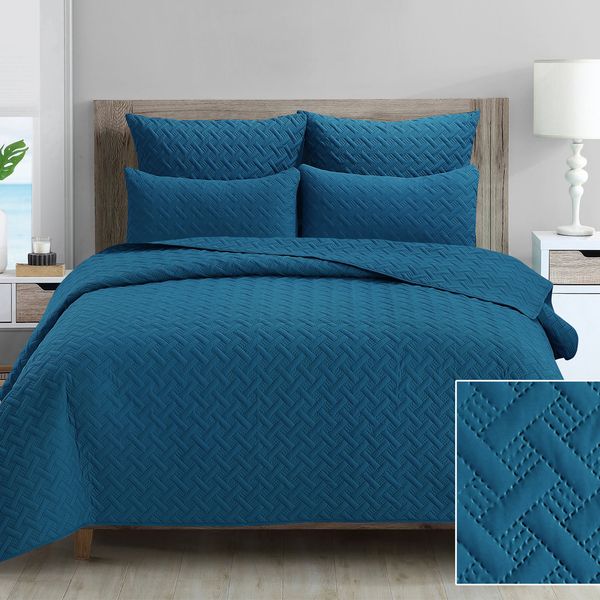 Infinity Blue King Quilt Set