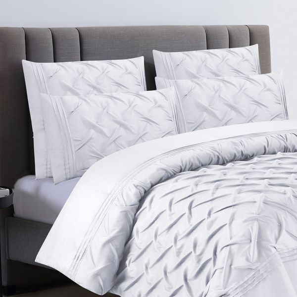 Deluxe White Pintuck Conti Pillowcases 2pc
