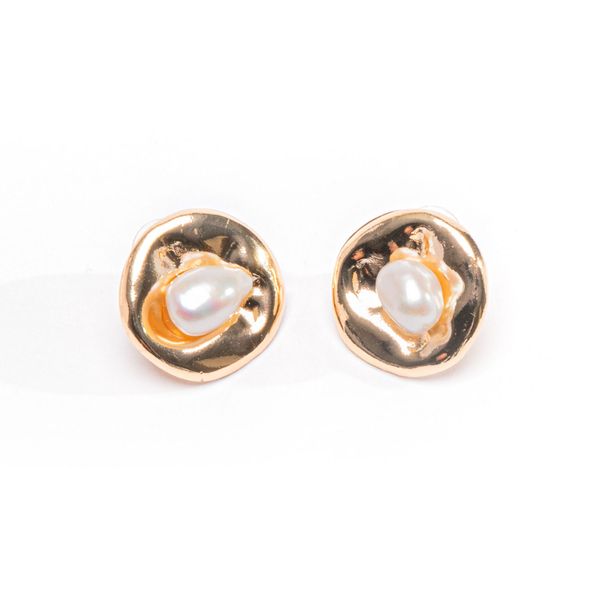 Earrings Round Pearl Detail Stud Gold